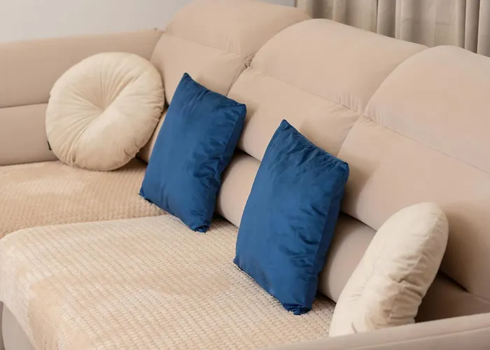 Bright Beige With Furnished Balcony And Parking In By Renters * グダニスク