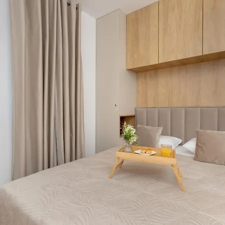 Bright Beige With Furnished Balcony And Parking In By Renters Apartment Gdansk